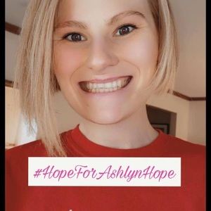 Meet your Posher, Claudia